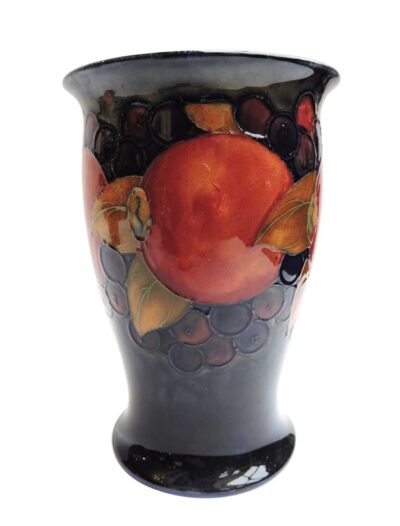 売上実績NO.1 Vase, Wisteria / Plum Moorcroft circa - 1930's 花瓶・フラワースタンド