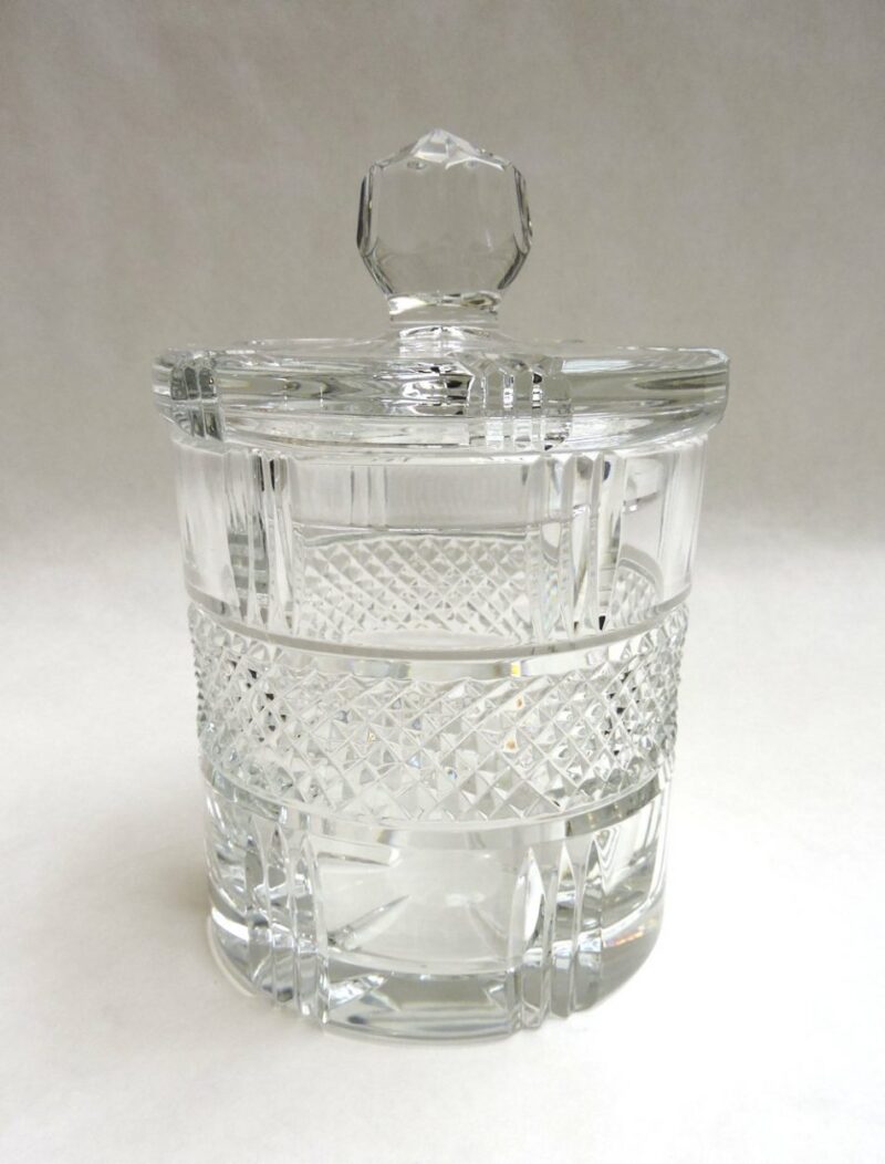 artglass - crystalbiscuitbarrel-01.jpg