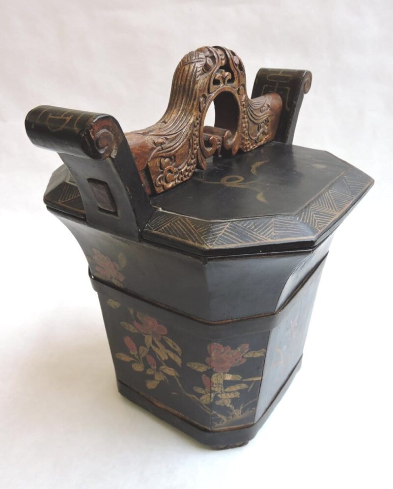 asian - chineseblackbox-01.jpg