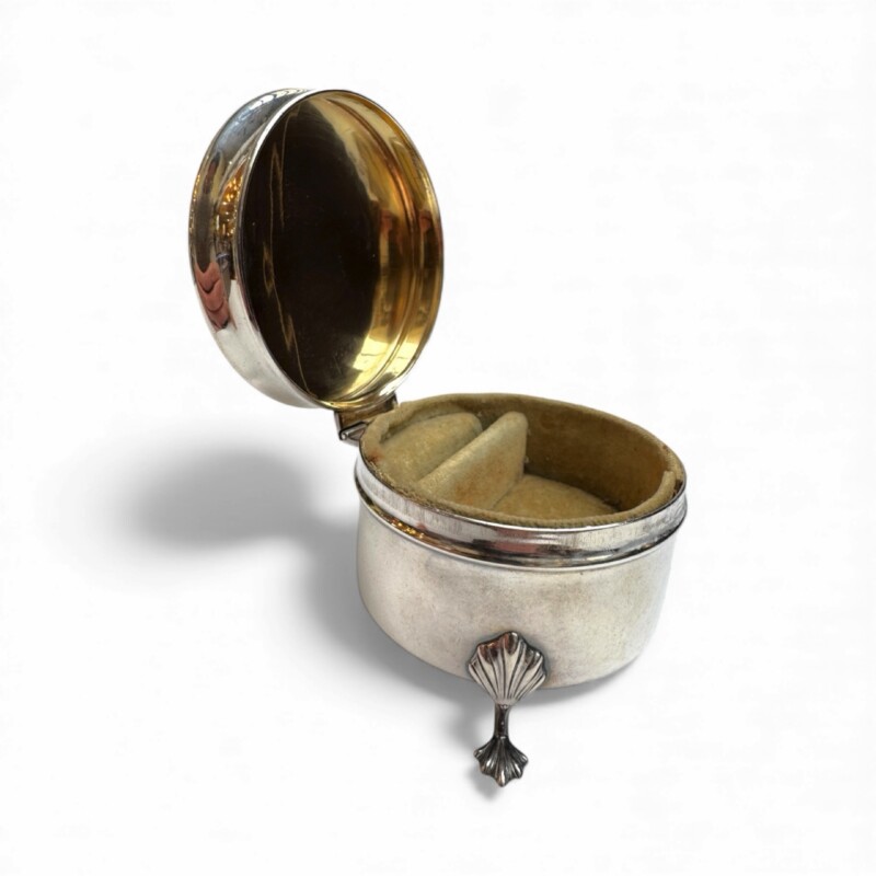 bernardisantiques-012