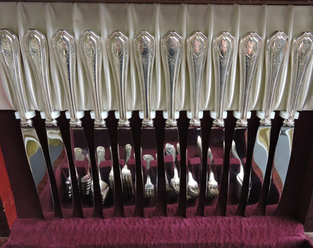 Sterling Silver Flatware Sets Toronto Birks Sterling Wallace   Birksgeorgianengraved 004 1000x793 