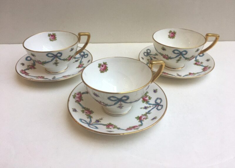 uploads - bluebow3cups-00.jpg