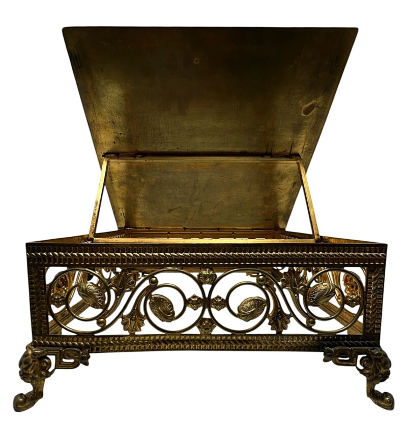 brasslecturnePhotoroom_20260516_115917
