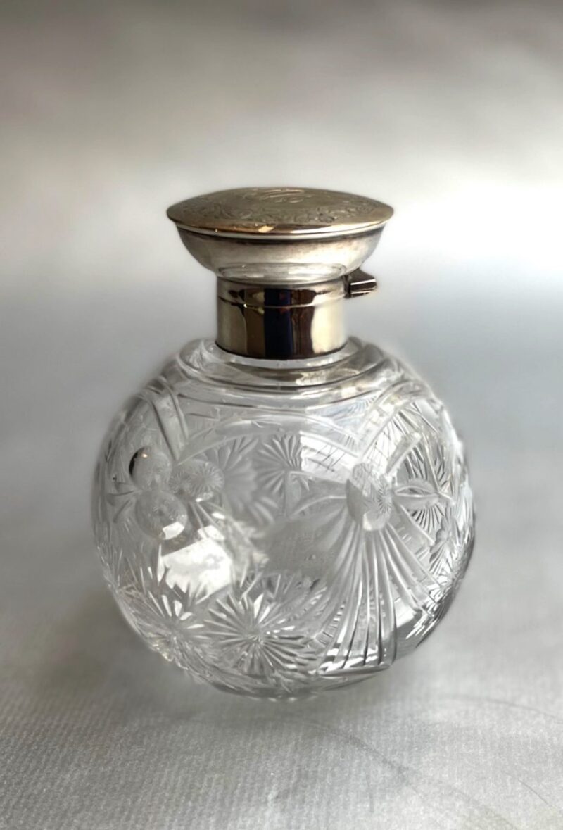 English Cut Glass Perfume Bottle with 2024 Stopper