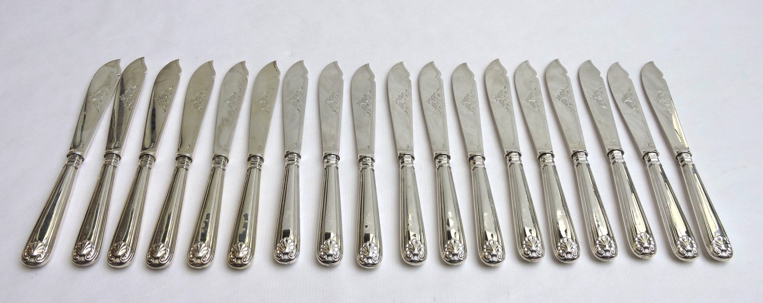 fiddle thread and shell sterling silver fish knives Elkington & co