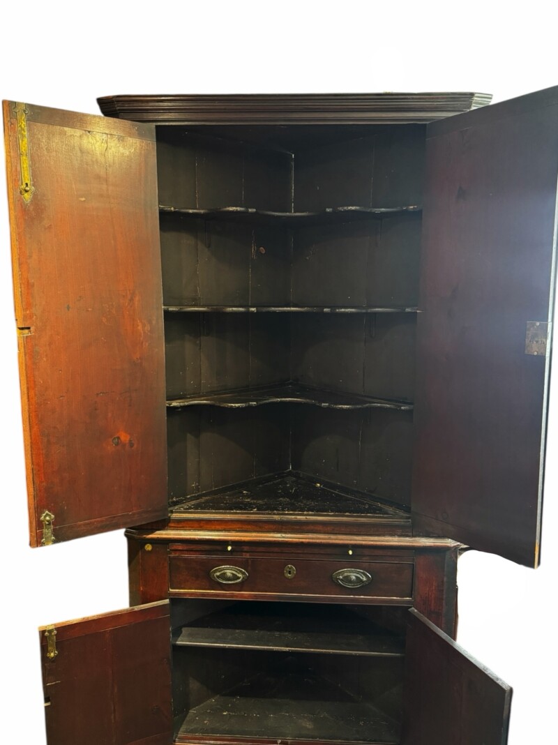 georgiancornercabinet-003