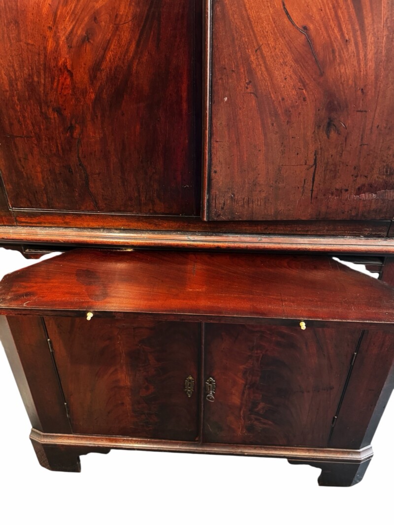 georgiancornercabinet-007