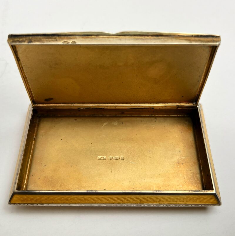 guillocheyellowsnuff