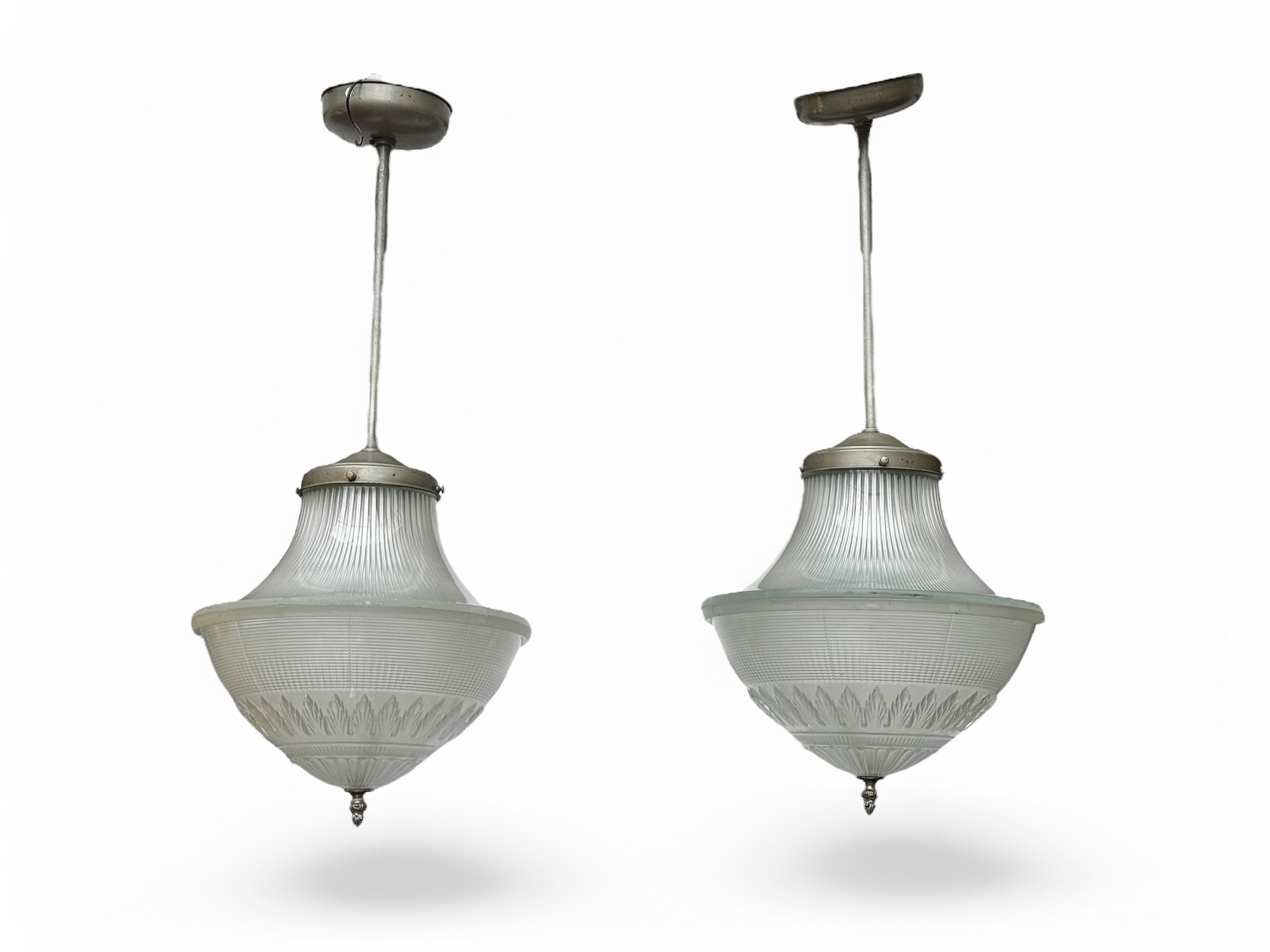 New Formed Plastics FP166PCC Acorn Streetlight Lamp, Pendant Type Refractor