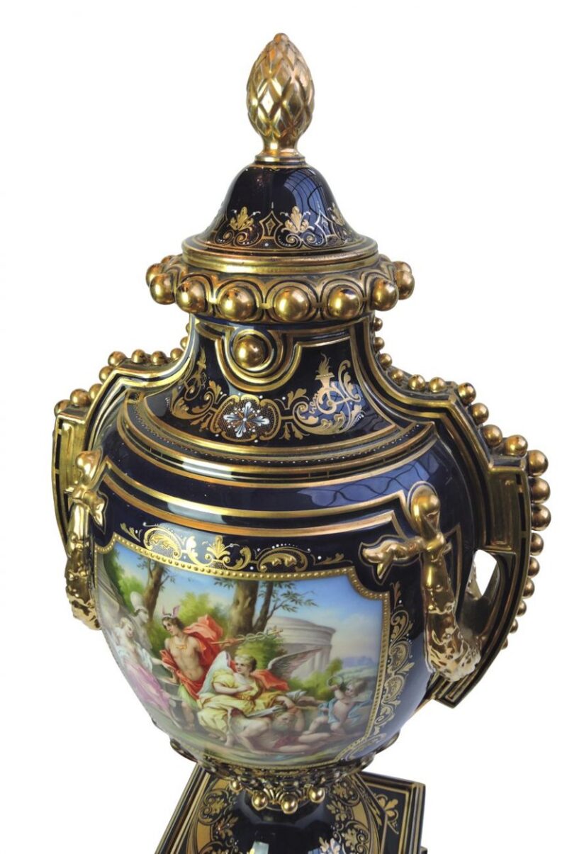 largeviennaurns-04 royal vienna urns