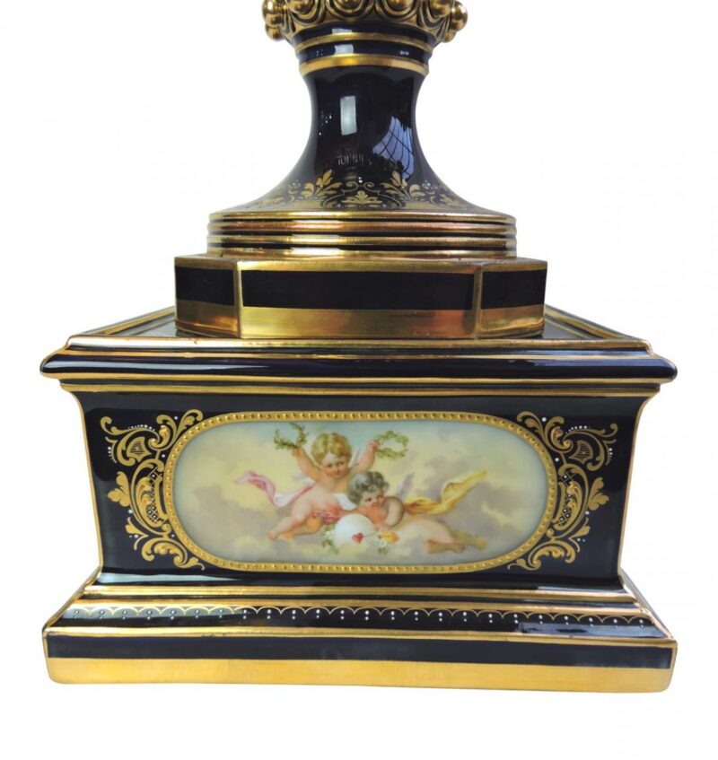 largeviennaurns-05 royal vienna urns