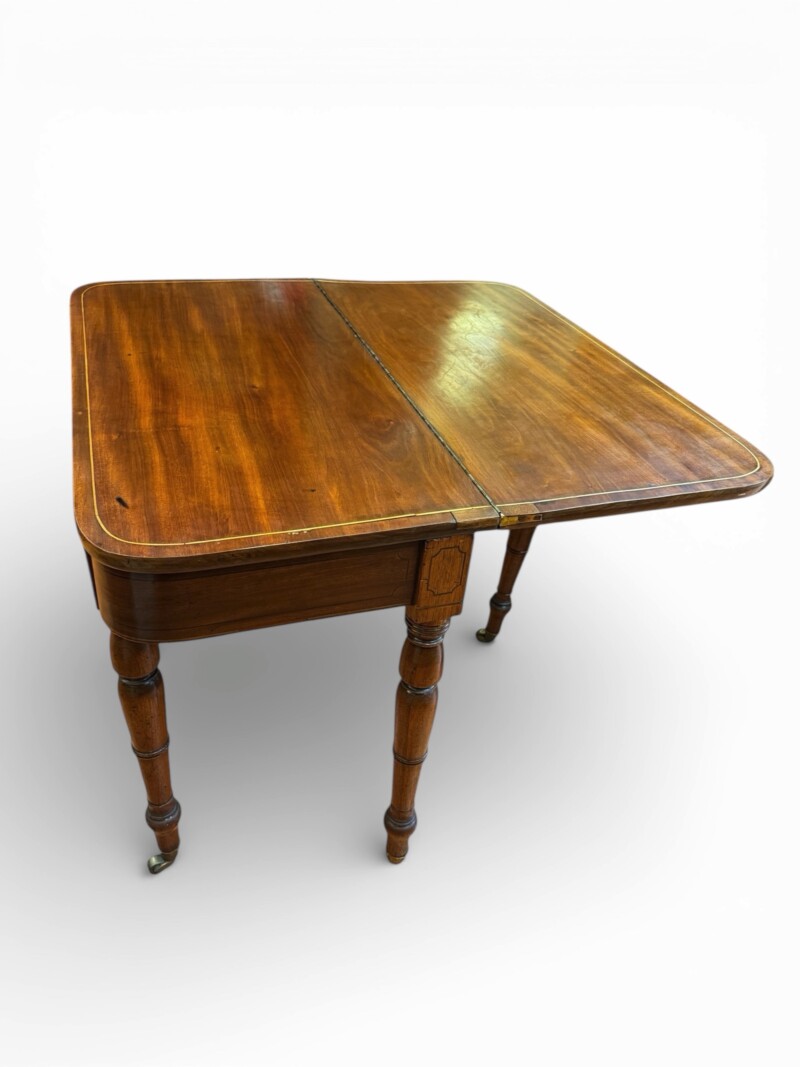 mahoganyteatable-001