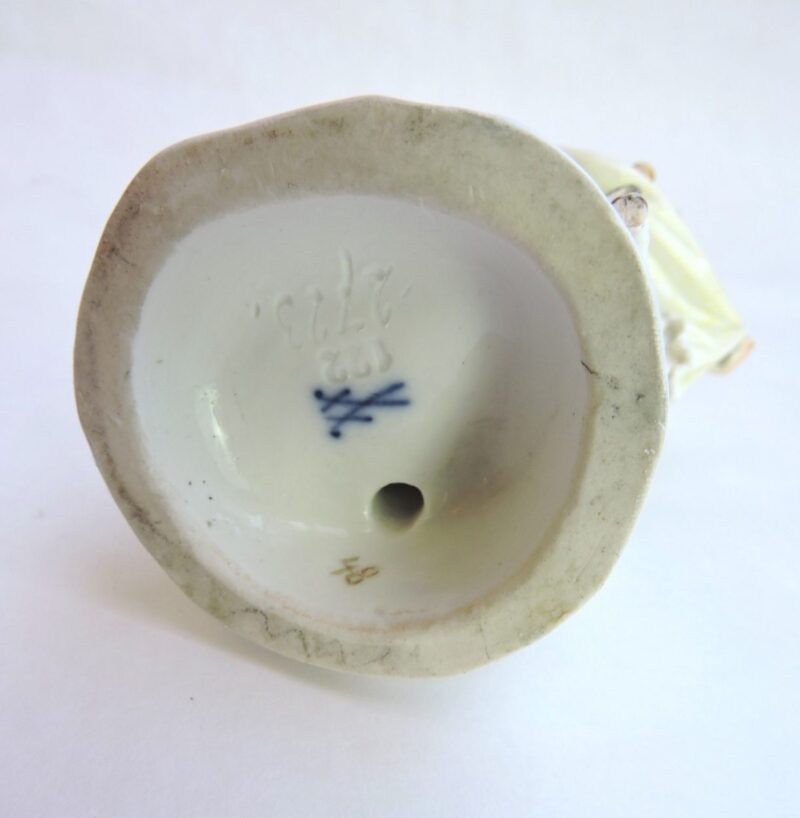 messenwomansheepflute-11