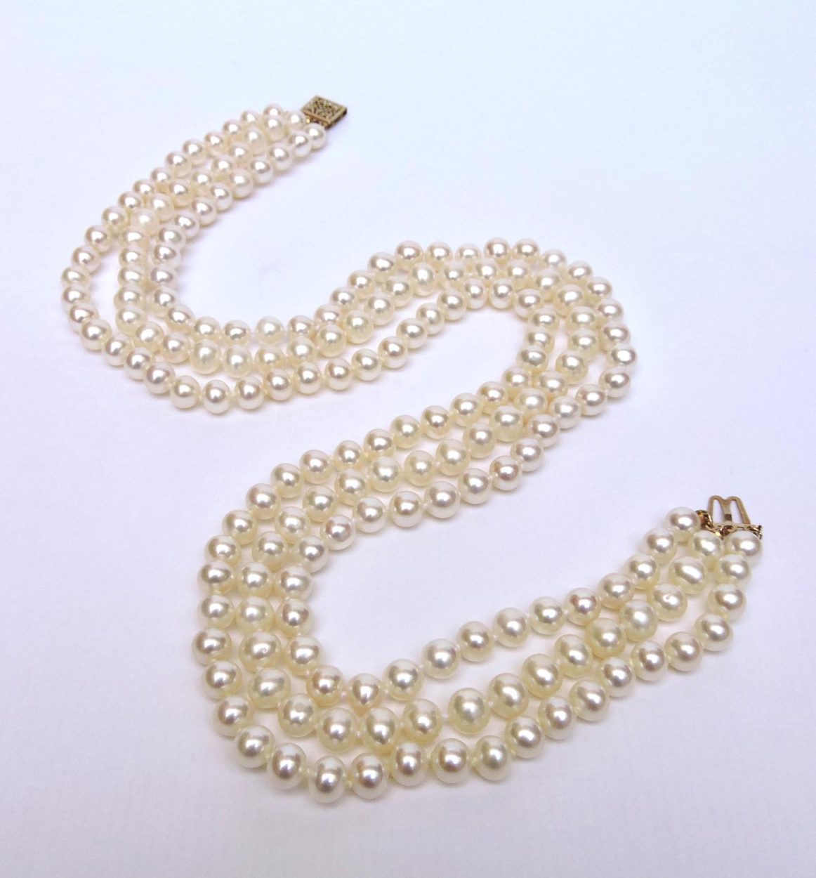 Lot - Strand 9MM Cultured Pearl Necklace 14K Gold Clasp