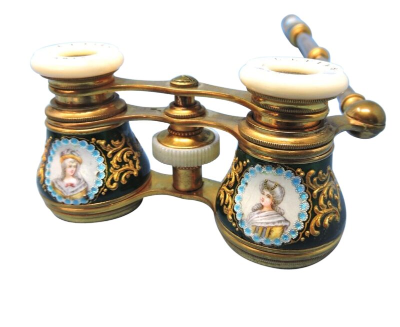 parisoperaglasses-06-scaled-2