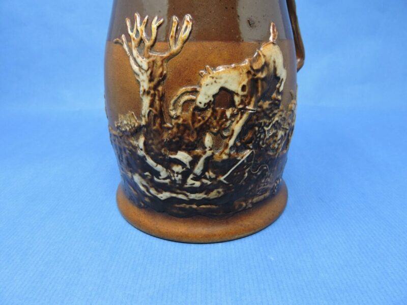 royaldoultonjughuntingscene-03