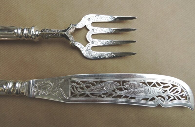 servingpieces - sterlinghandlefishservers-02.jpg