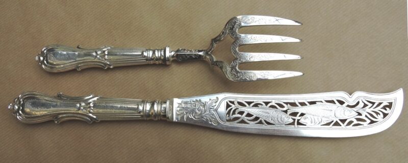 servingpieces - sterlinghandlefishservers-04.jpg