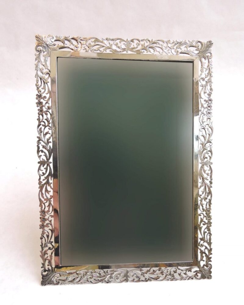 silver - birkssterlingpictureframe-01.jpg