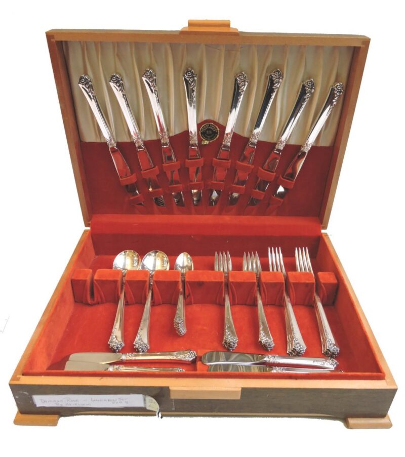 silverflatware - damaskroselunchset8-00.jpg