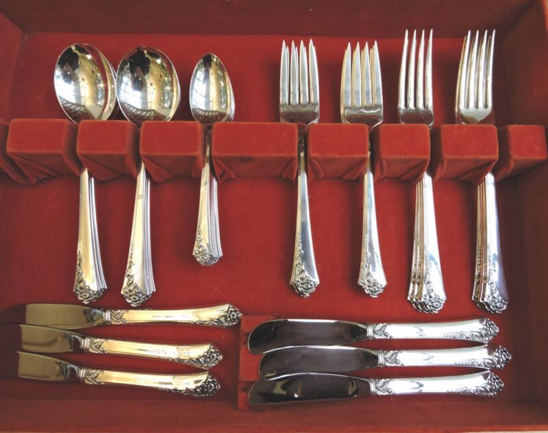 silverflatware - damaskroselunchset8-02.jpg