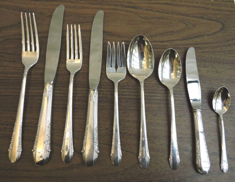 silverflatware - enchantressLunchset8-04.jpg