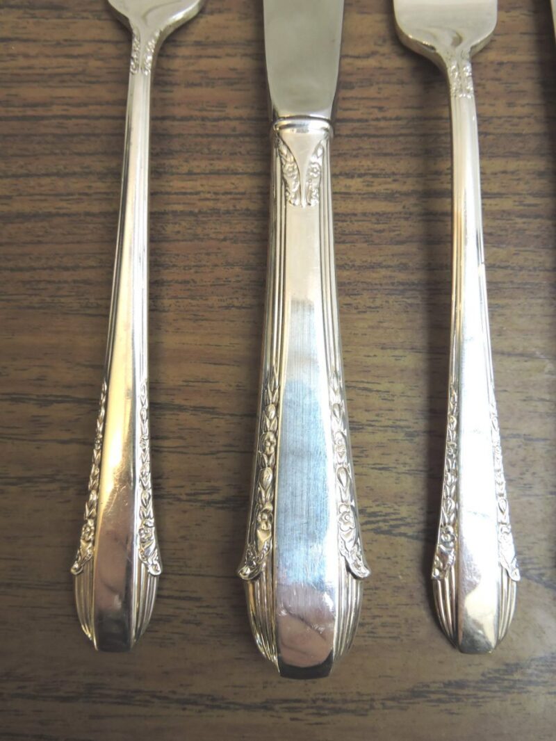 silverflatware - enchantressLunchset8-05.jpg