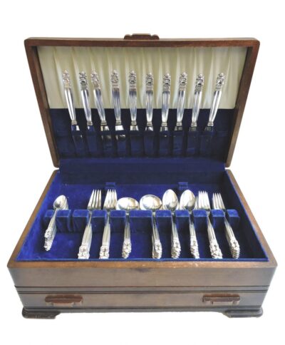 silverflatware - jensenacornsterlingset10-00.jpg