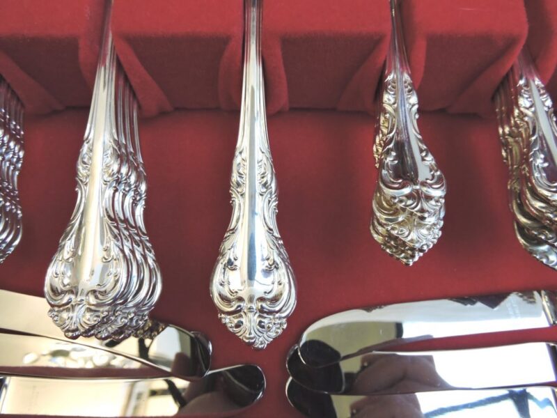 silverflatware - laurentiandinnerset12-04.jpg